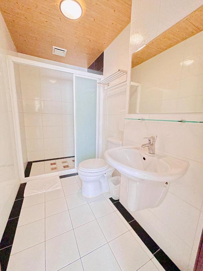 安平六合居 六合館 Apartment ไถหนาน ภายนอก รูปภาพ